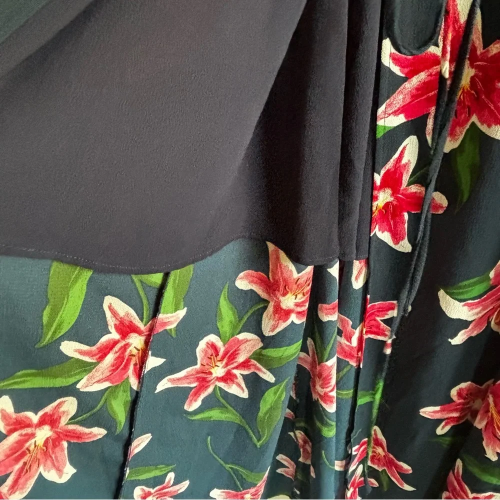 Lulu’s Stargazer Lily Navy Blue Floral Print Maxi Wrap Dress Size Med - Picture 6 of 8